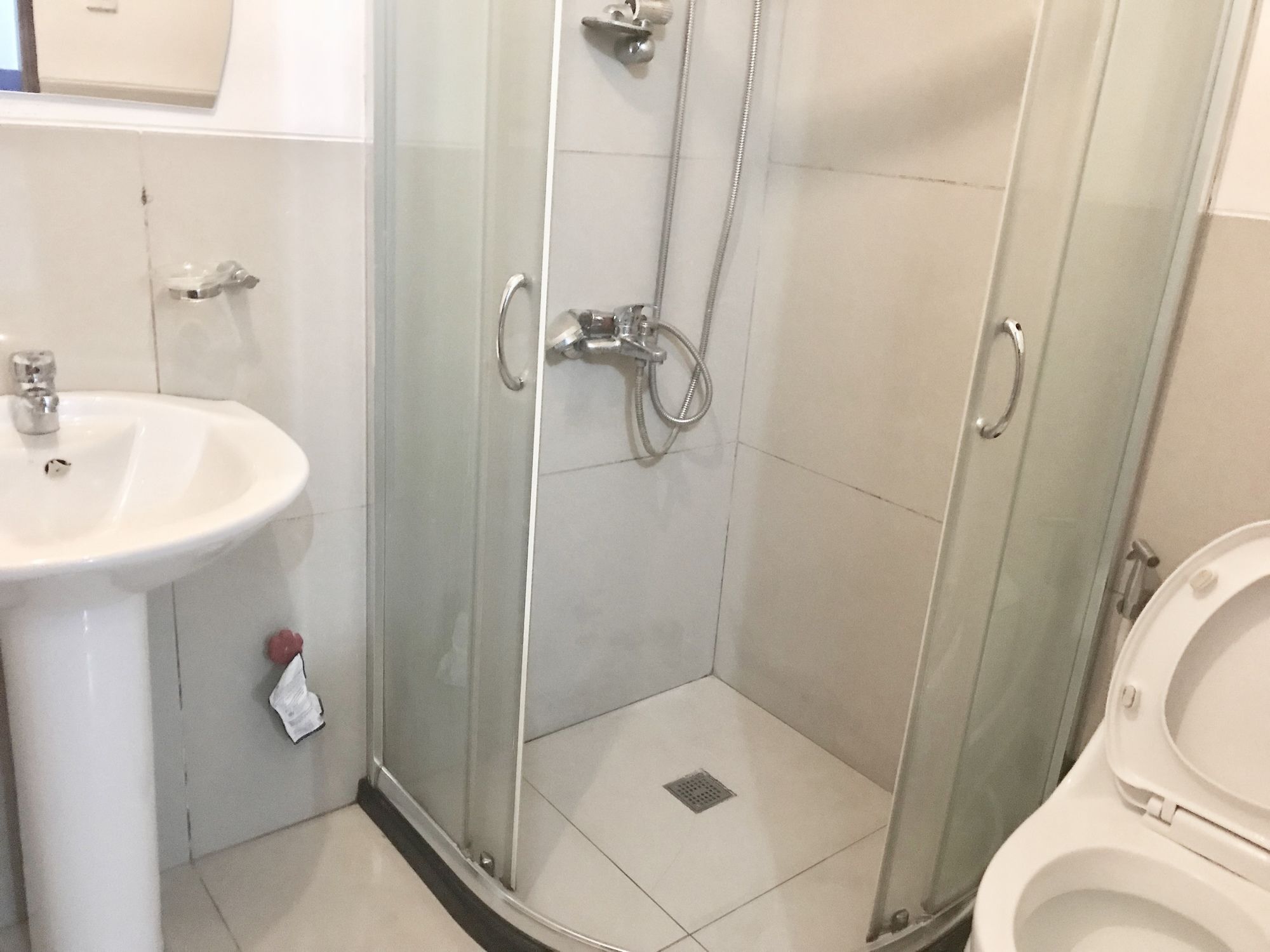 The Beacon Serviced Residences Makati City Exterior photo