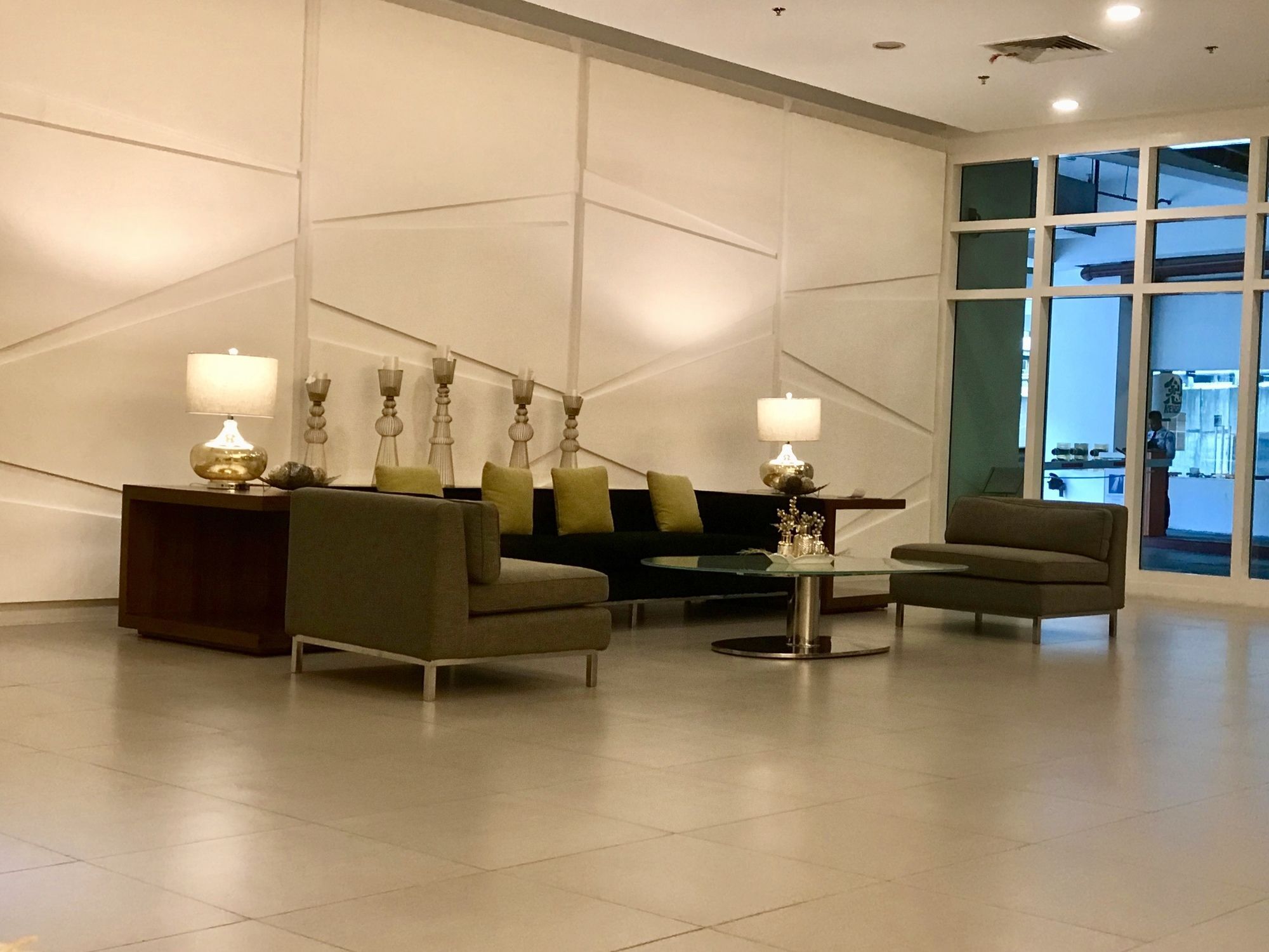 The Beacon Serviced Residences Makati City Exterior photo