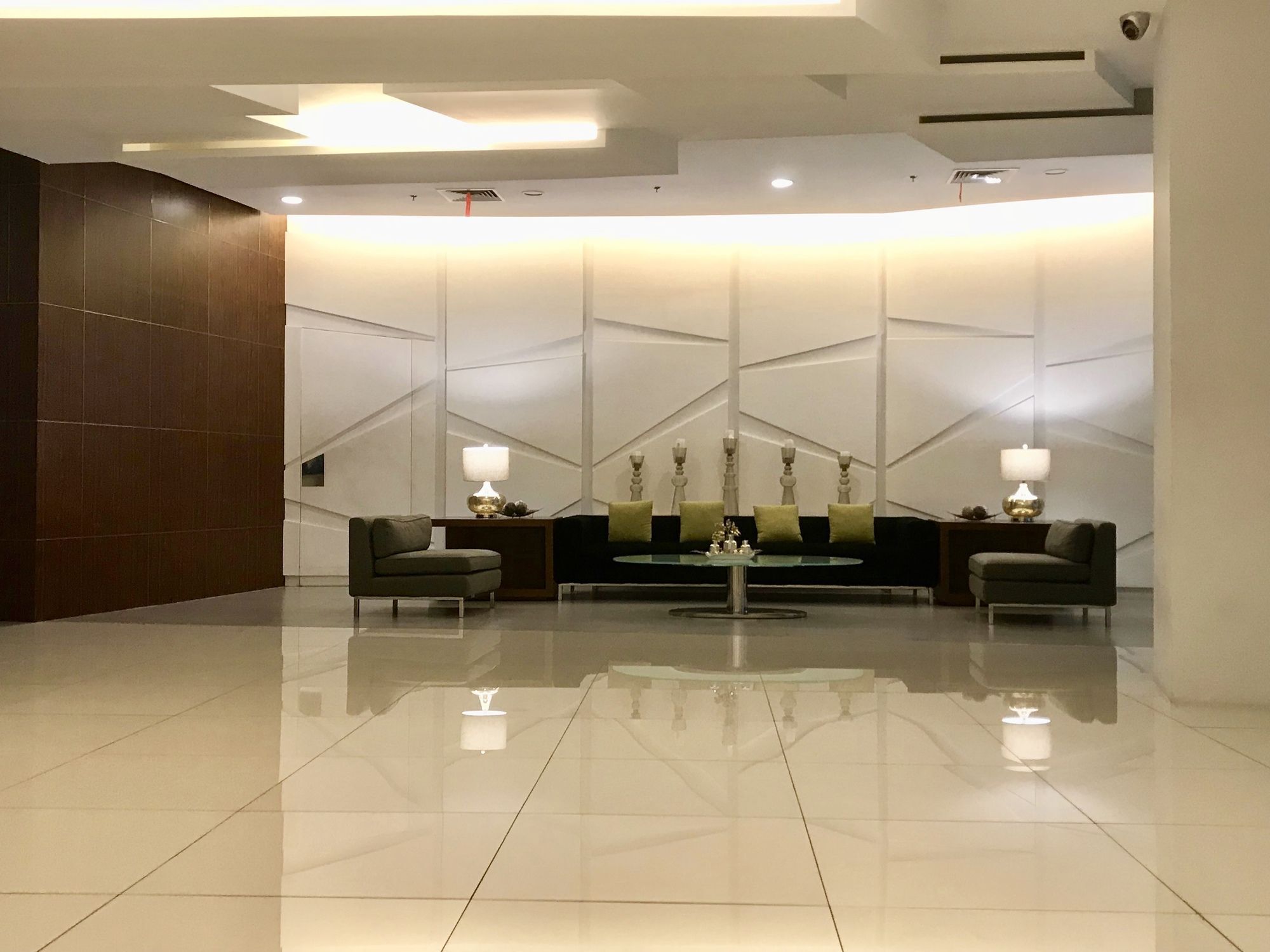 The Beacon Serviced Residences Makati City Exterior photo
